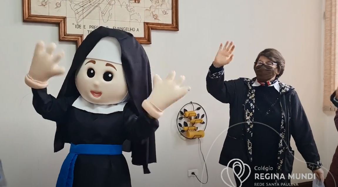 Mascote Santa Paulina